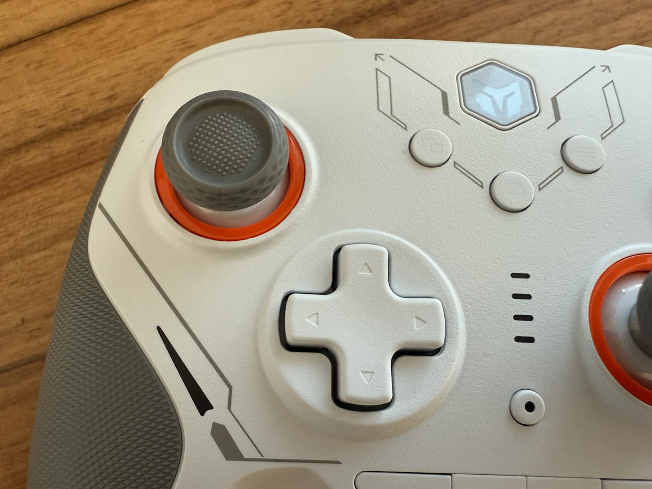 コントローラー本体(TMR版)の外観-左側