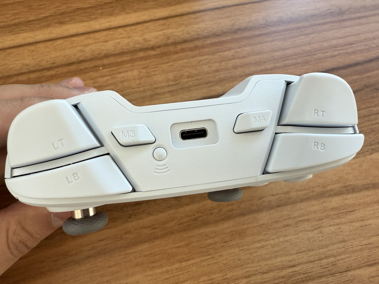 コントローラー上側の様子