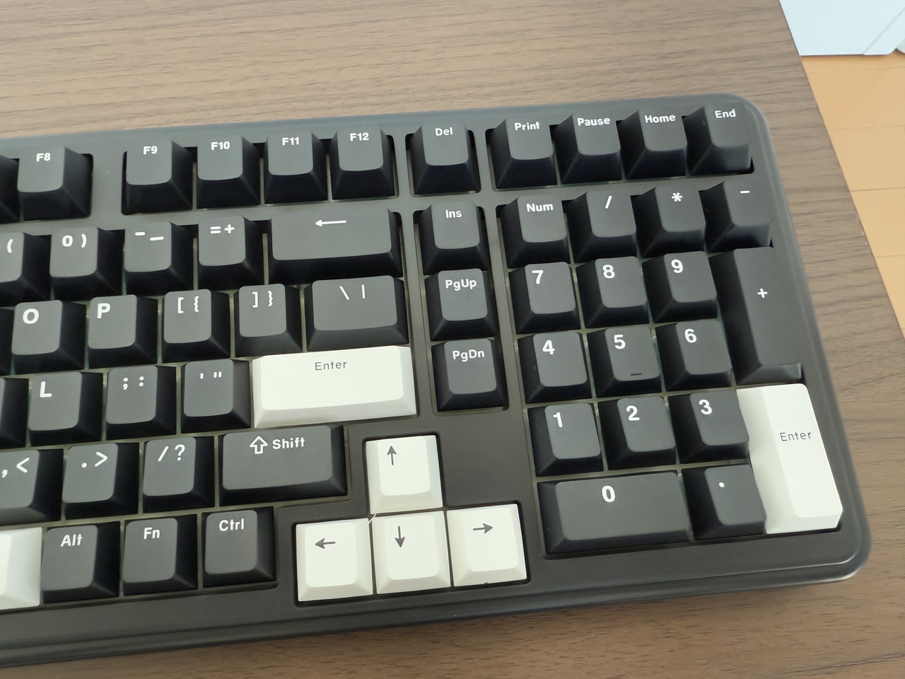 キーボード本体の外観-上部右側