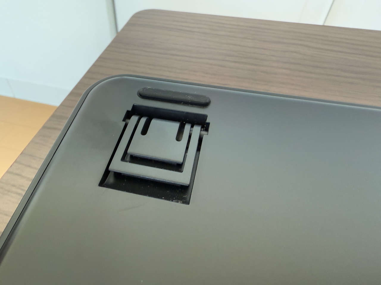 キックスタンド-折りたたみ時