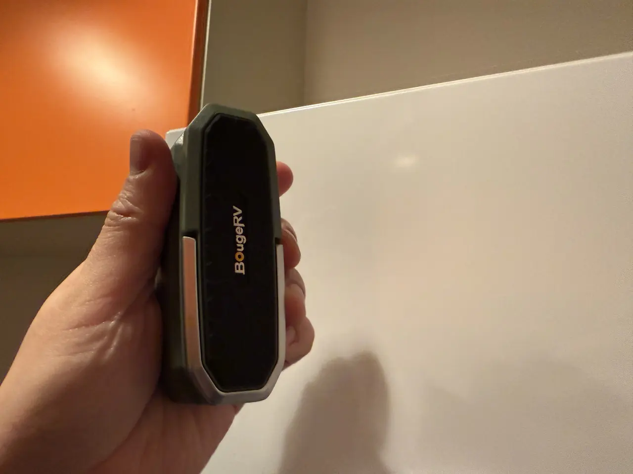 マグネット設置の様子