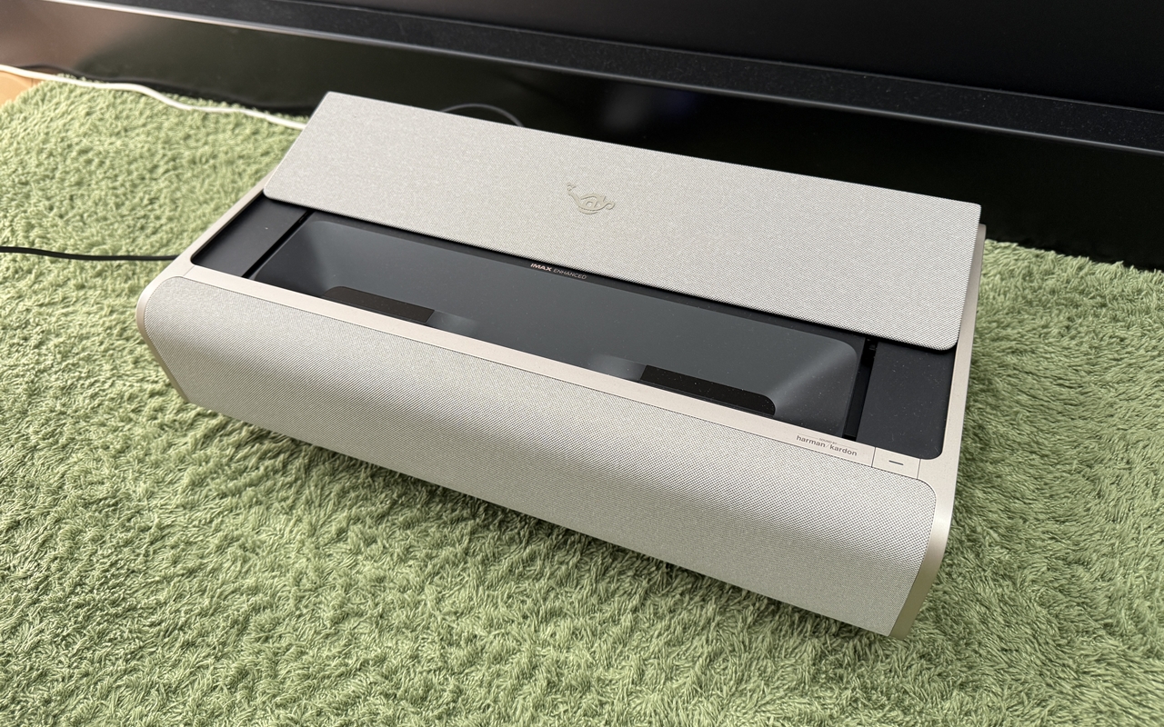 Aladdin Marca Max』レビュー！4K・2500ANSIルーメン対応の超短焦点