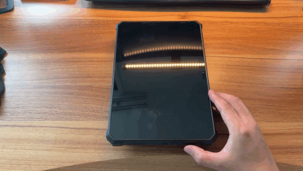 指紋認証の様子