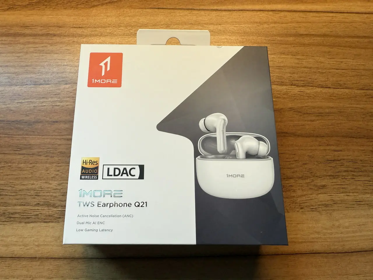 1MORE Q21の外箱