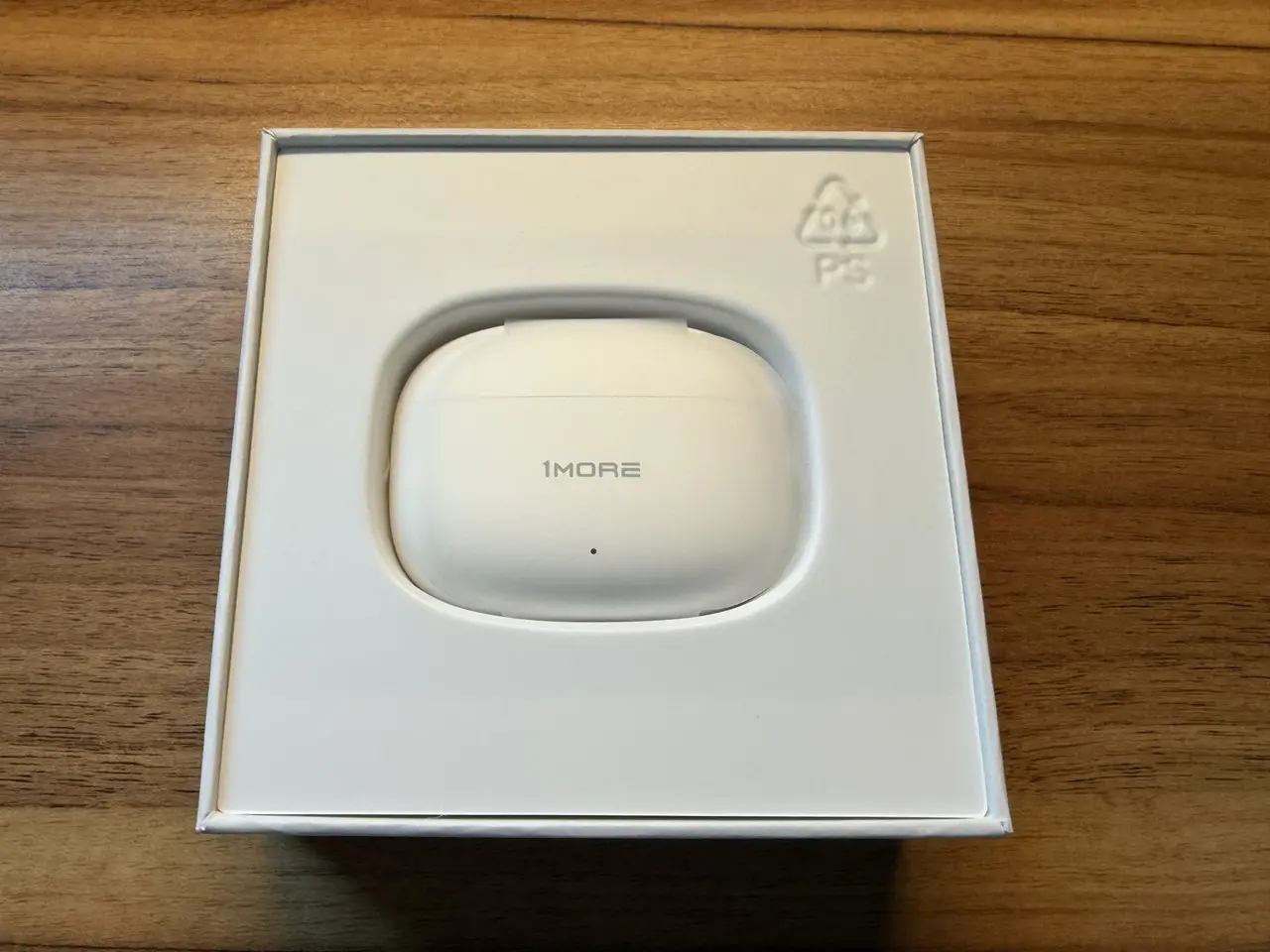 1MORE Q21の箱を開けた