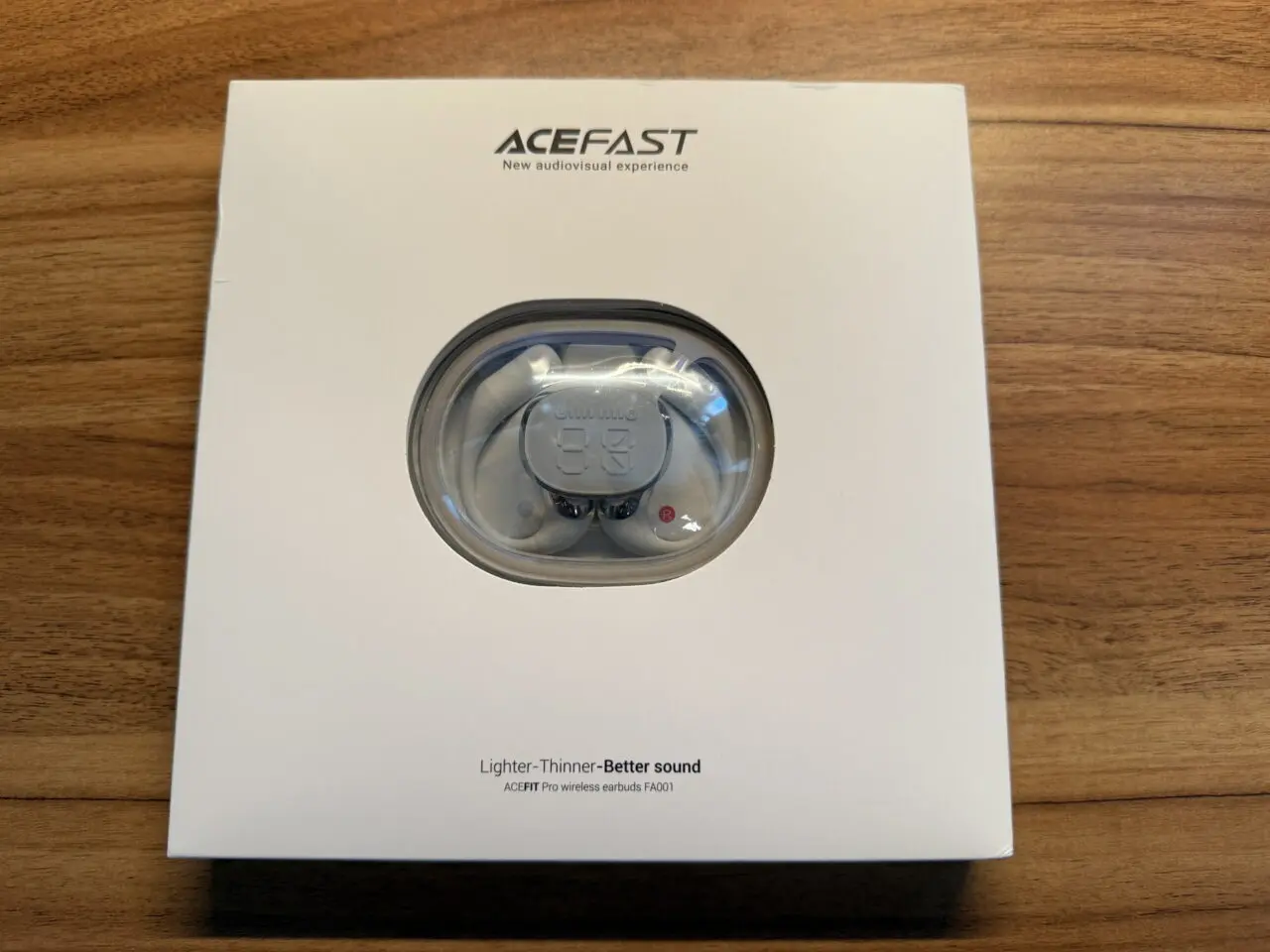 ACEFAST ACEFIT Proの外箱