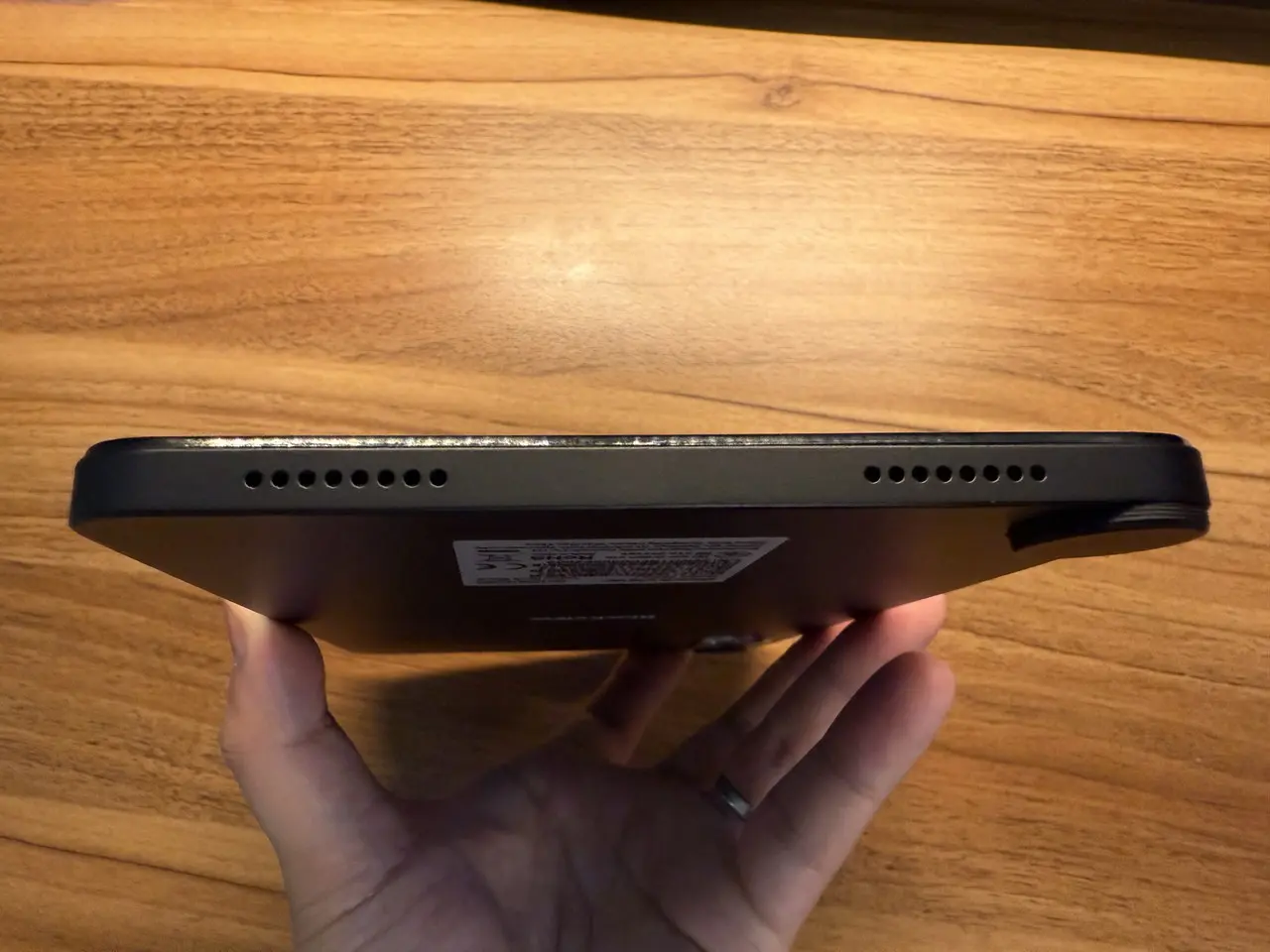 Blackview ZENO 1の下部インターフェース