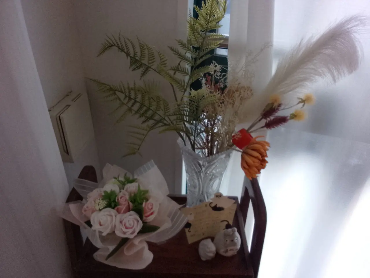 Blackview ZENO 1のリアカメラで撮影した造花