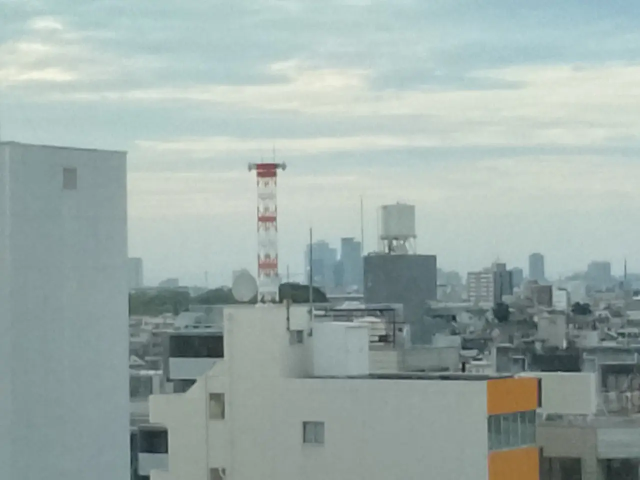 Blackview ZENO 1のリアカメラで撮影した屋外(4倍)