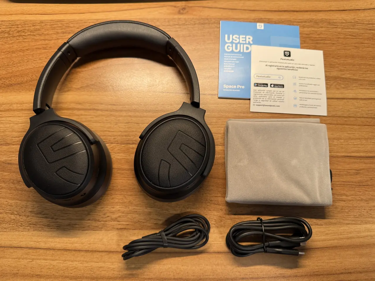 SOUNDPEATS Space Proのパッケージ付属品一式