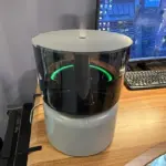 デスク上で稼働中のcado STEM 500H