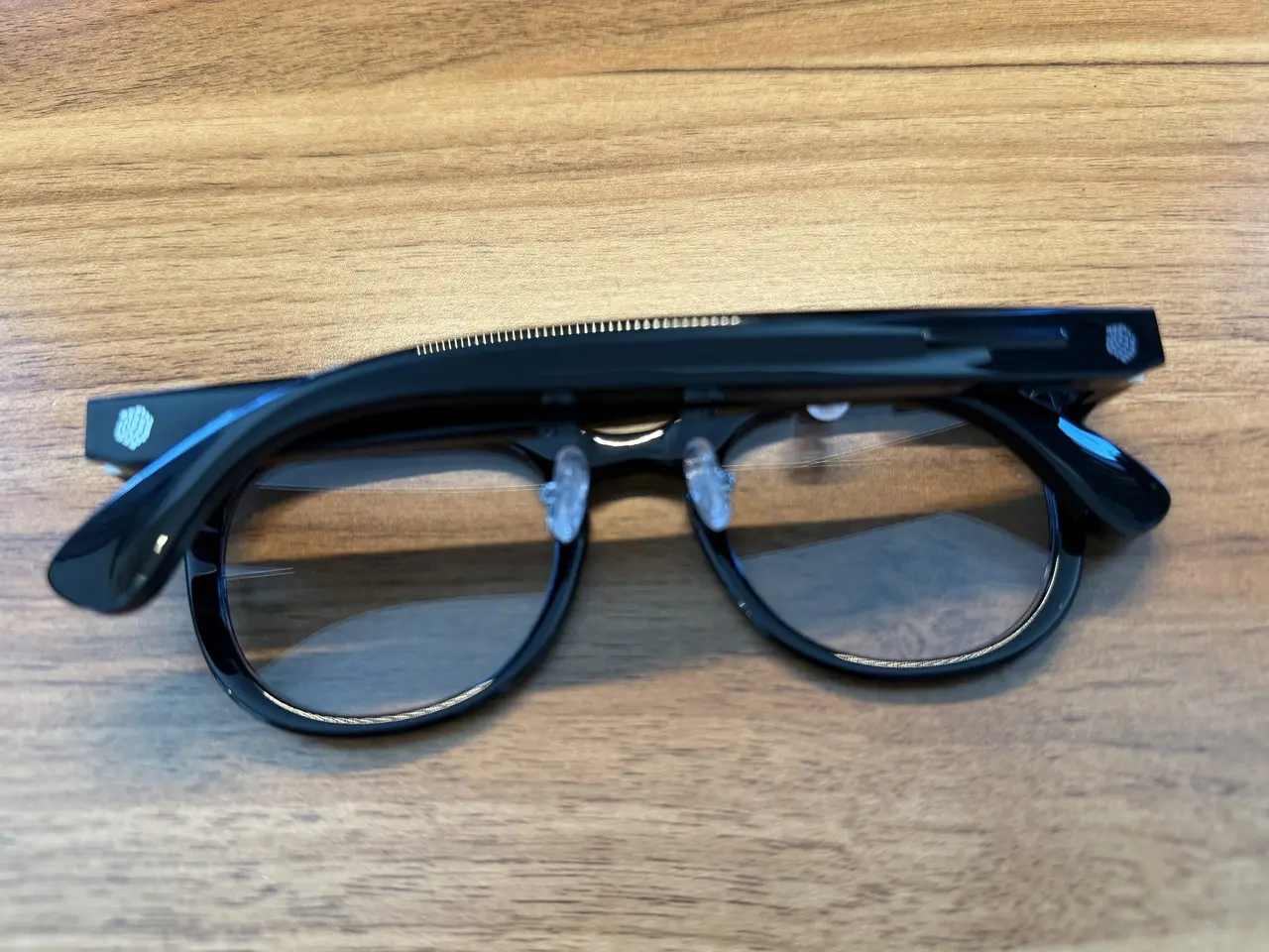 Halliday AIグラス(裏側アングル)