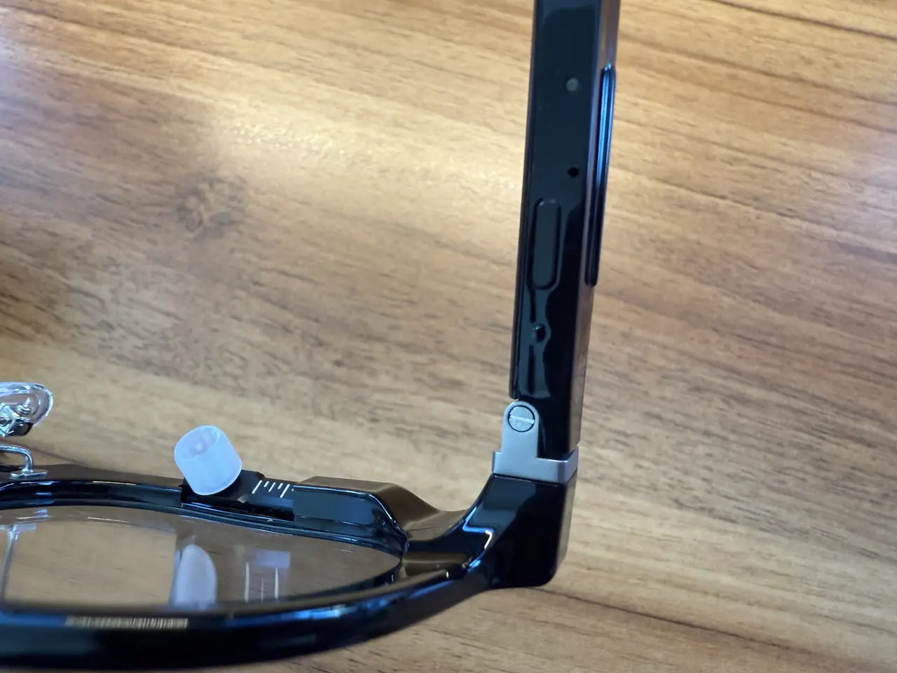 テンプル下部のアクションボタン