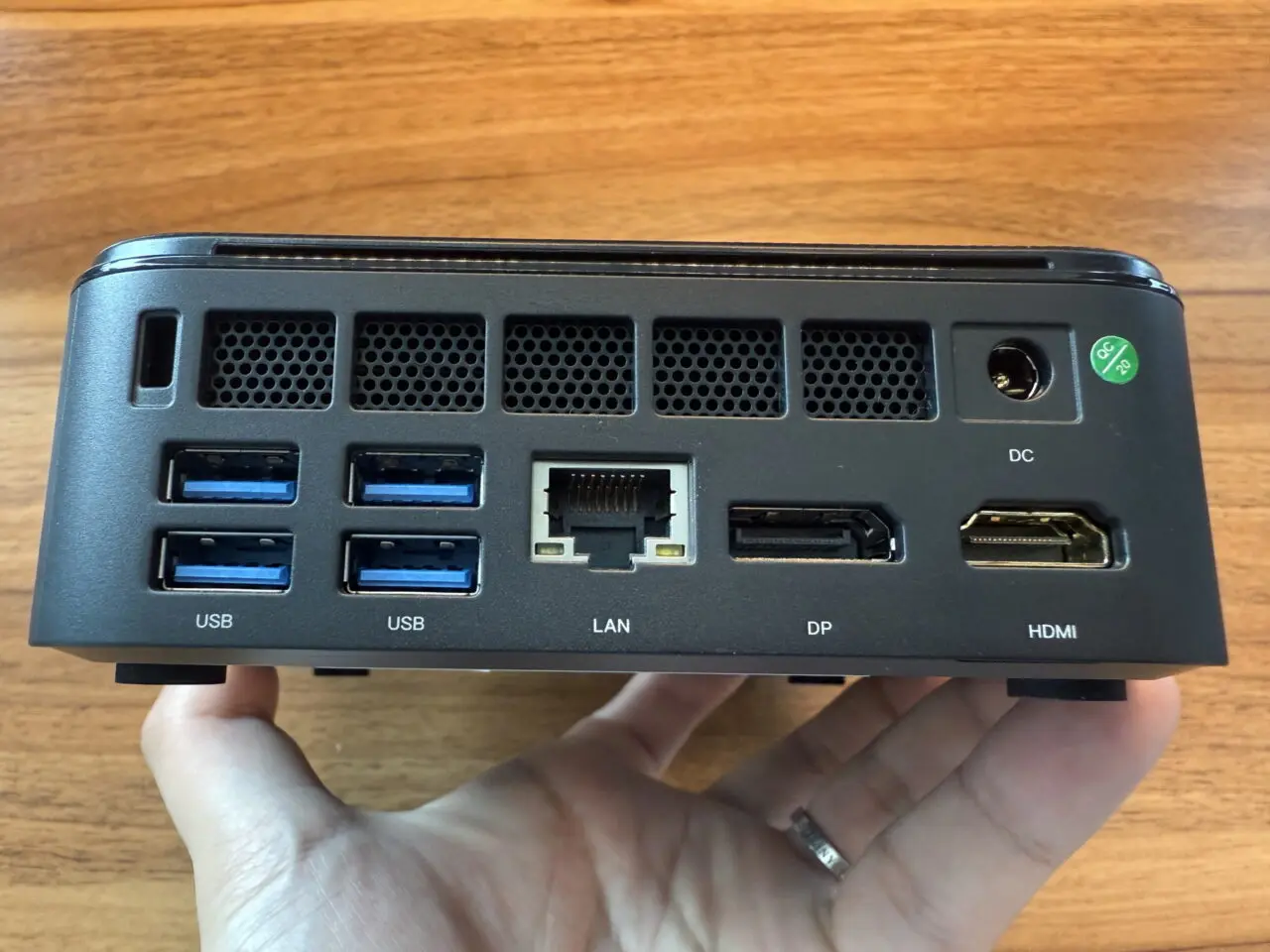 NiPoGi E3B (5825U) 実機レビュー！高性能×静音のコスパ最強ミニ