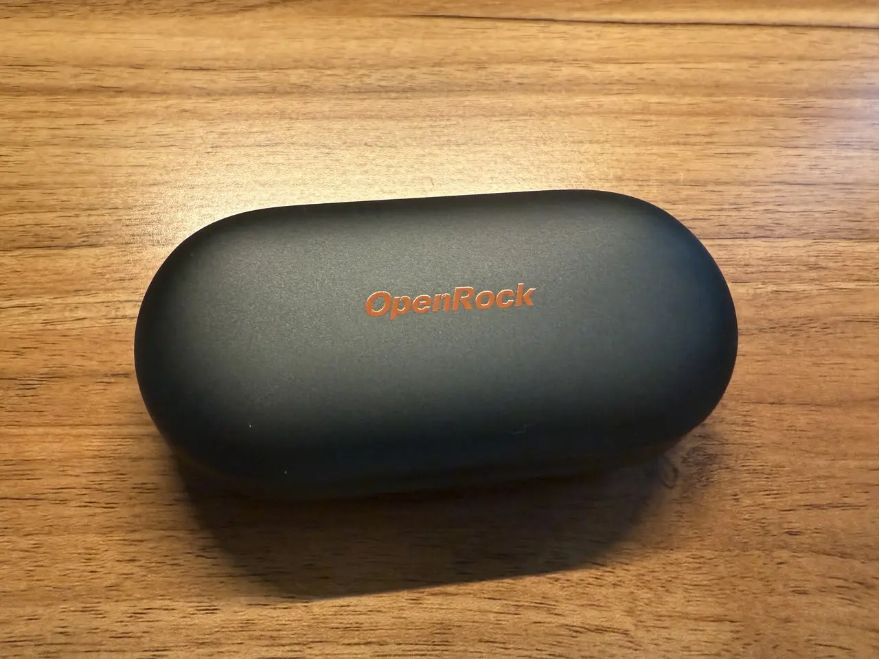 OpenRock Link 20の充電ケース外観