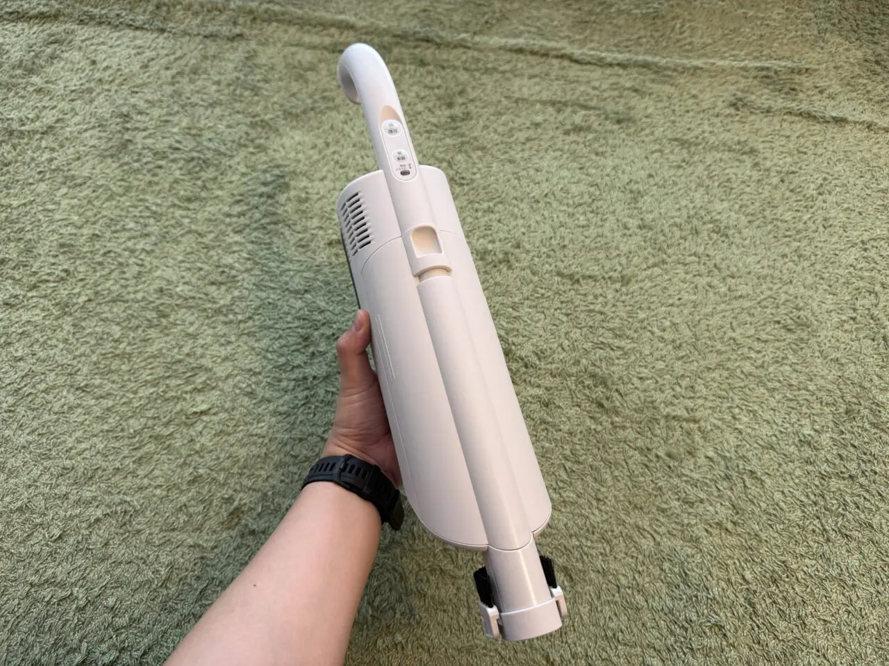 TOSHIBA VC-CLP54の本体部分(正面アングル)