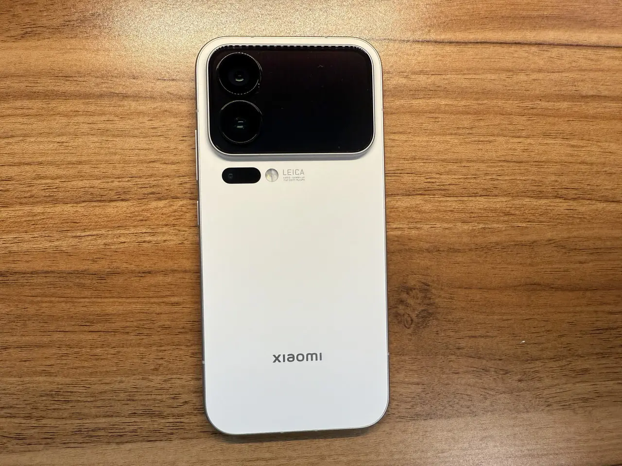 Xiaomi 17 Proの本体外観(背面アングル)