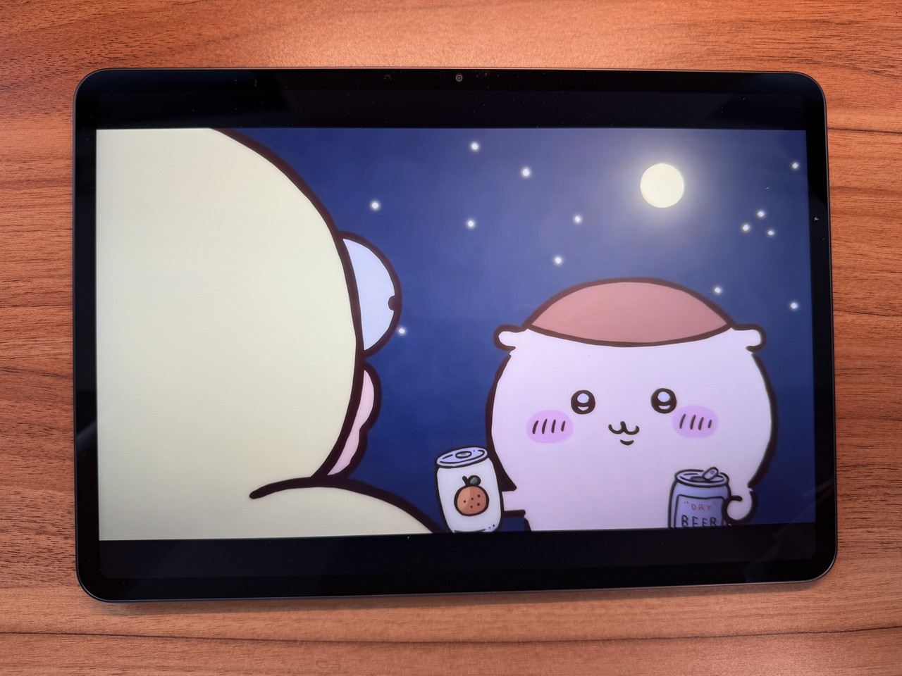 Xiaomi Pad 8でアニメ動画を視聴している様子