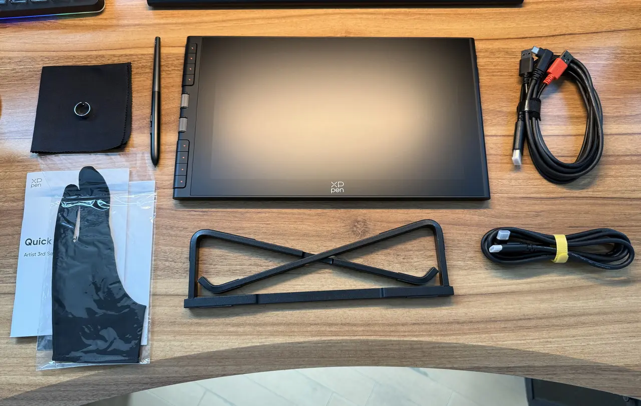 XPPen New Artist 12 3rdのパッケージ付属品一式