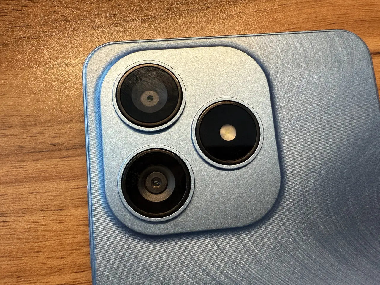 Blackview WAVE 9Cのリアカメラ