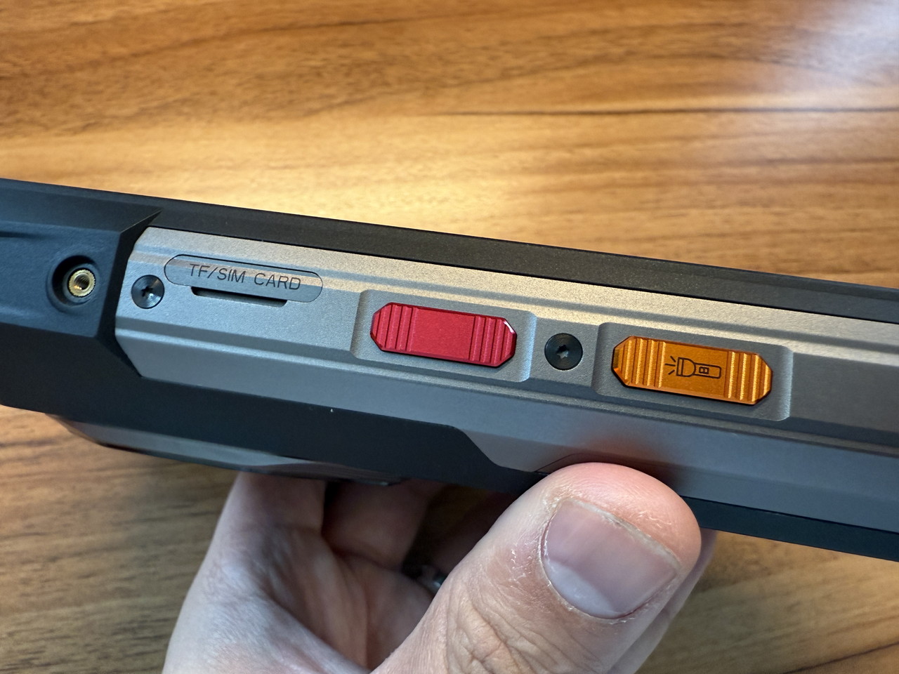 左側面インターフェース