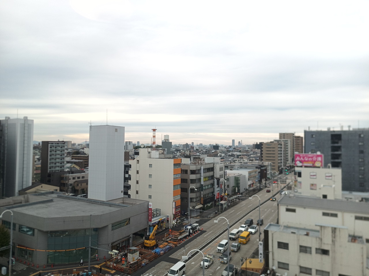 FOSSIBOT F113のリアカメラで撮影した屋外(1倍)