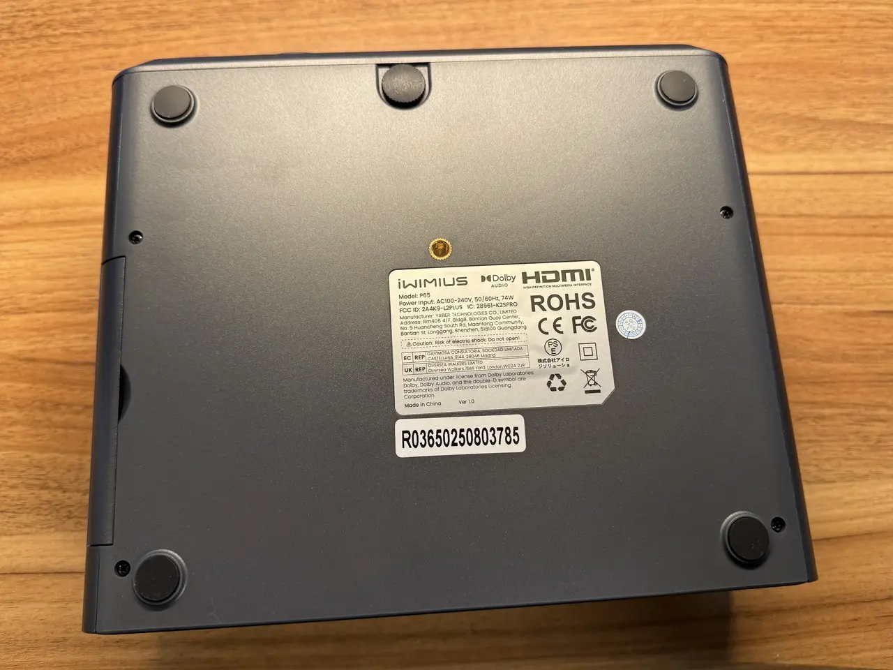 iWiMiUS P65の底部