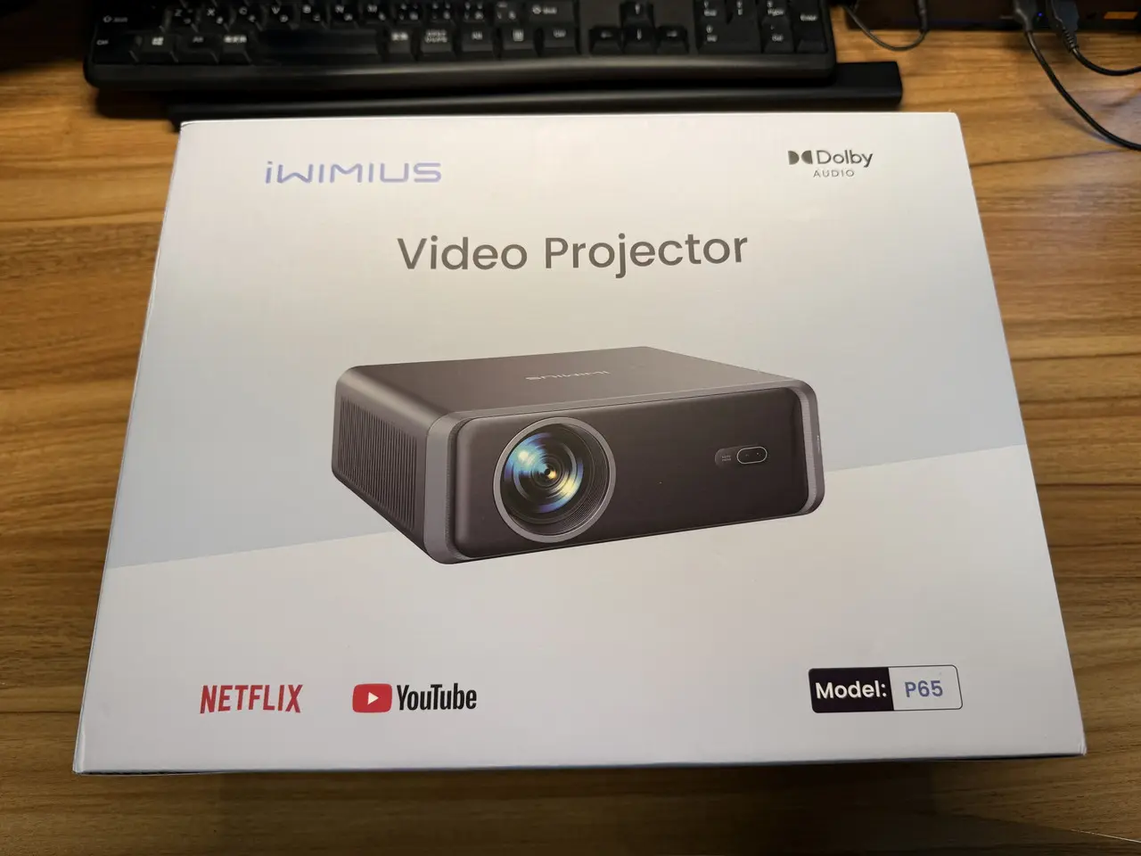 iWiMiUS P65の外箱