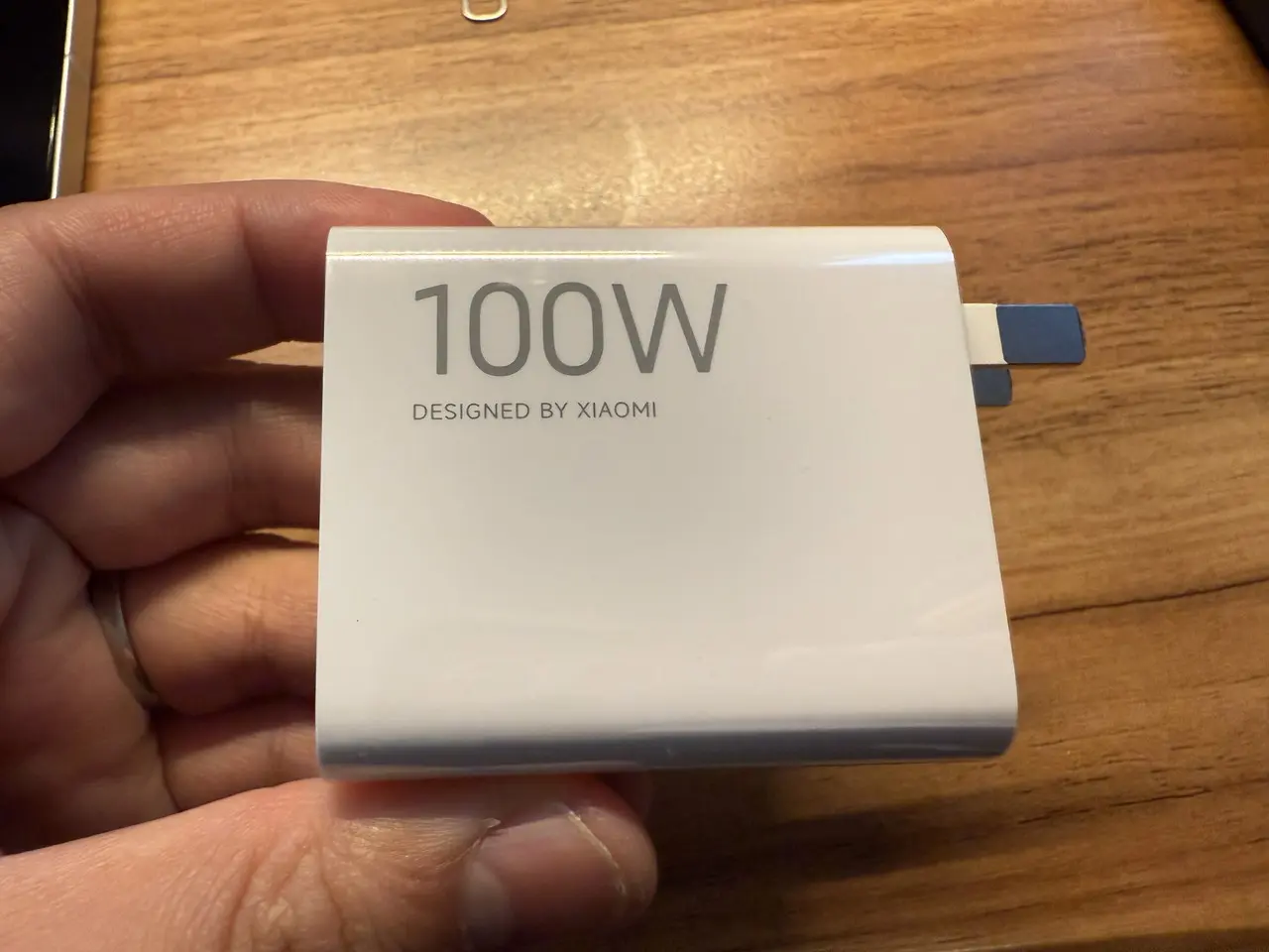 REDMI K90 Pro Maxの電源アダプタ