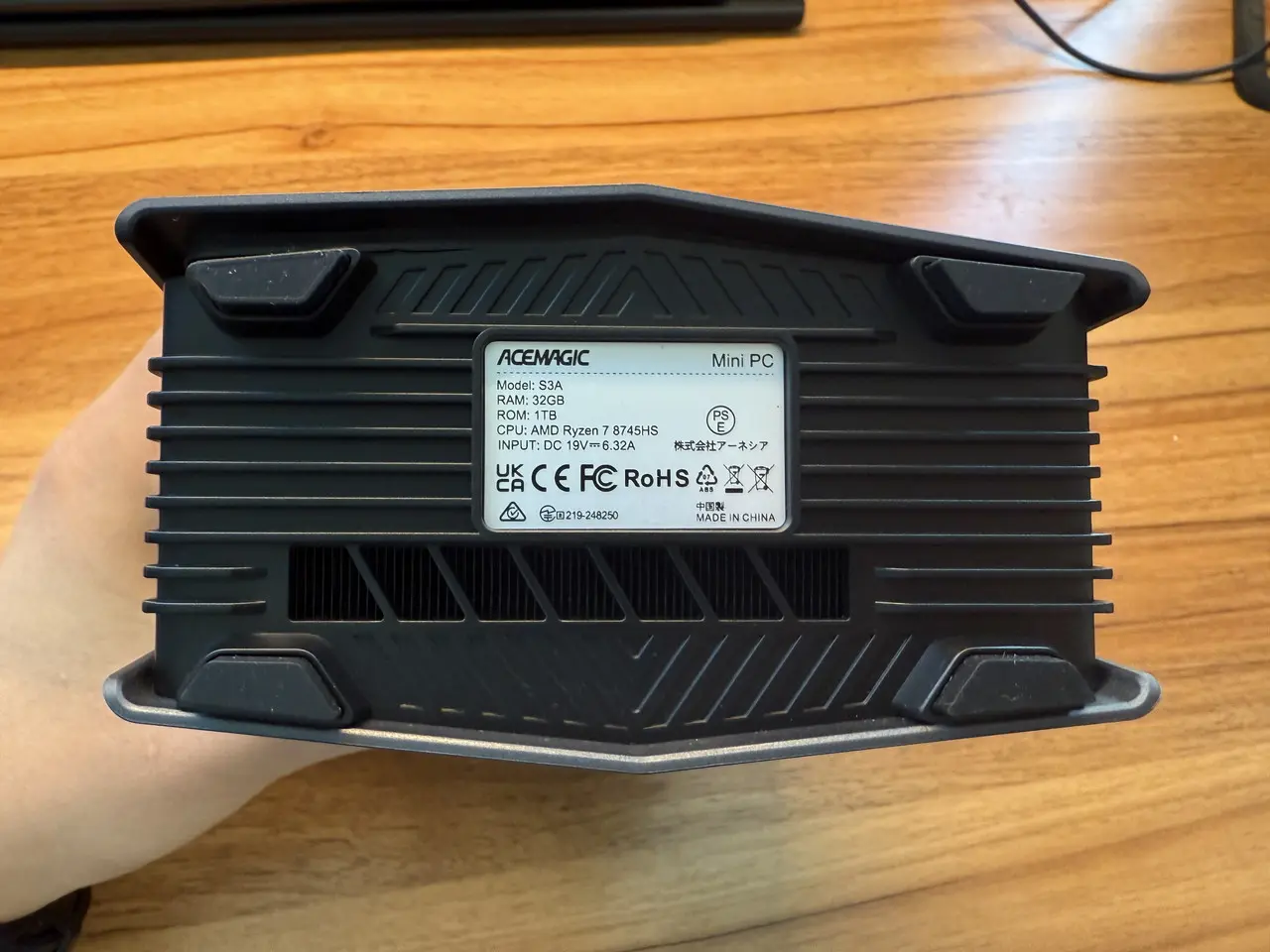 ACEMAGIC S3Aの底部