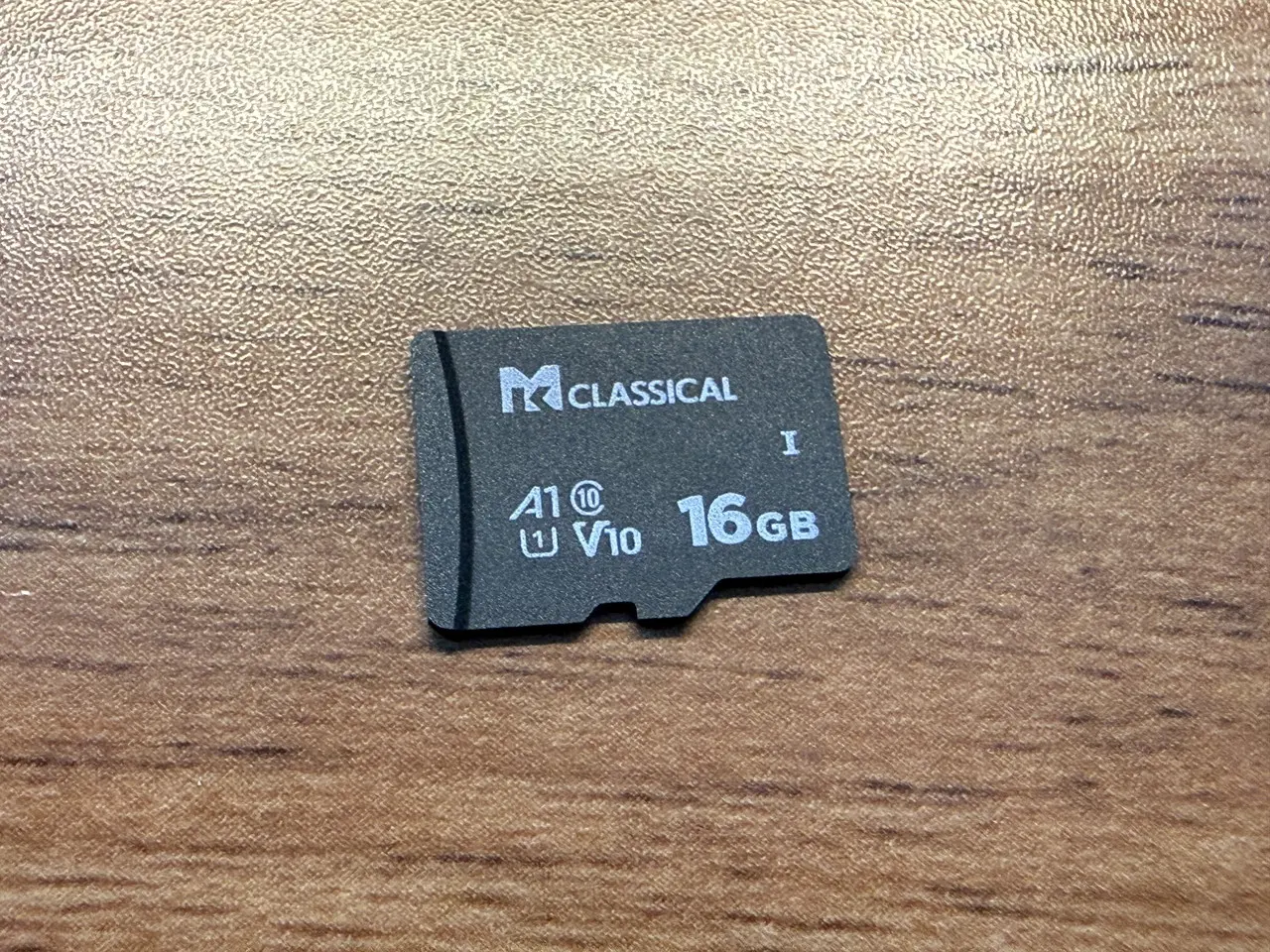 SwitchBot AIハブ付属のTFカード