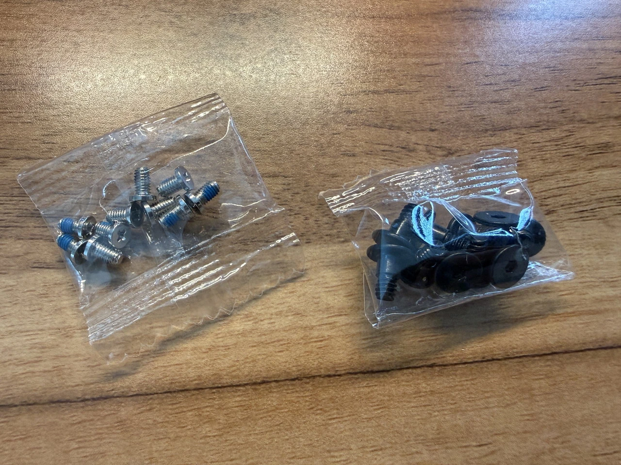 Beelink ME Proの付属ネジ(2種)