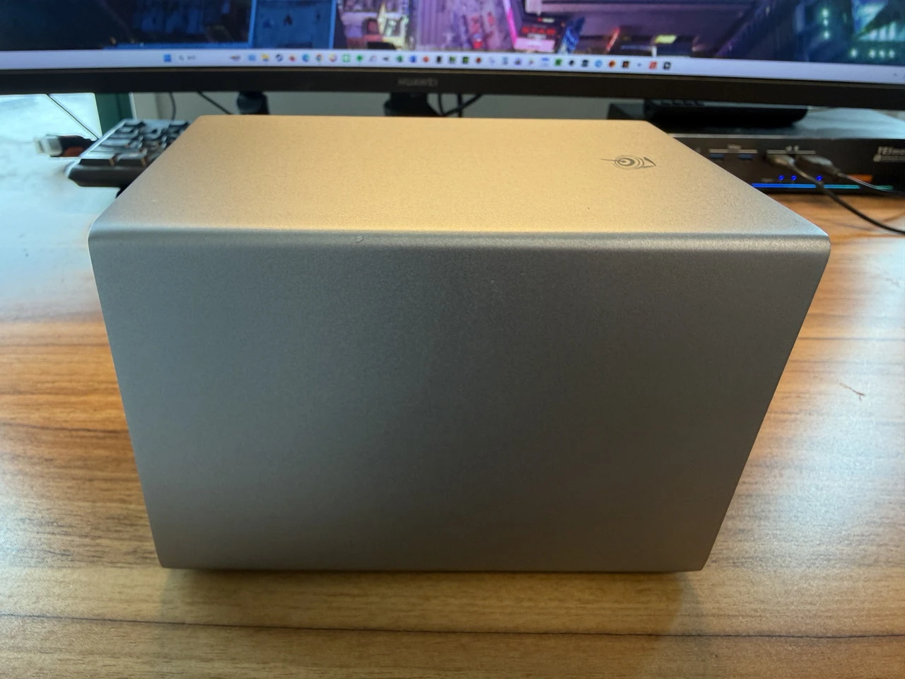 Beelink ME Proの筐体外観(右側面アングル)