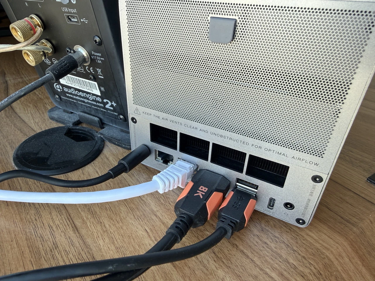 有線LAN接続した状態のBeelink ME Pro