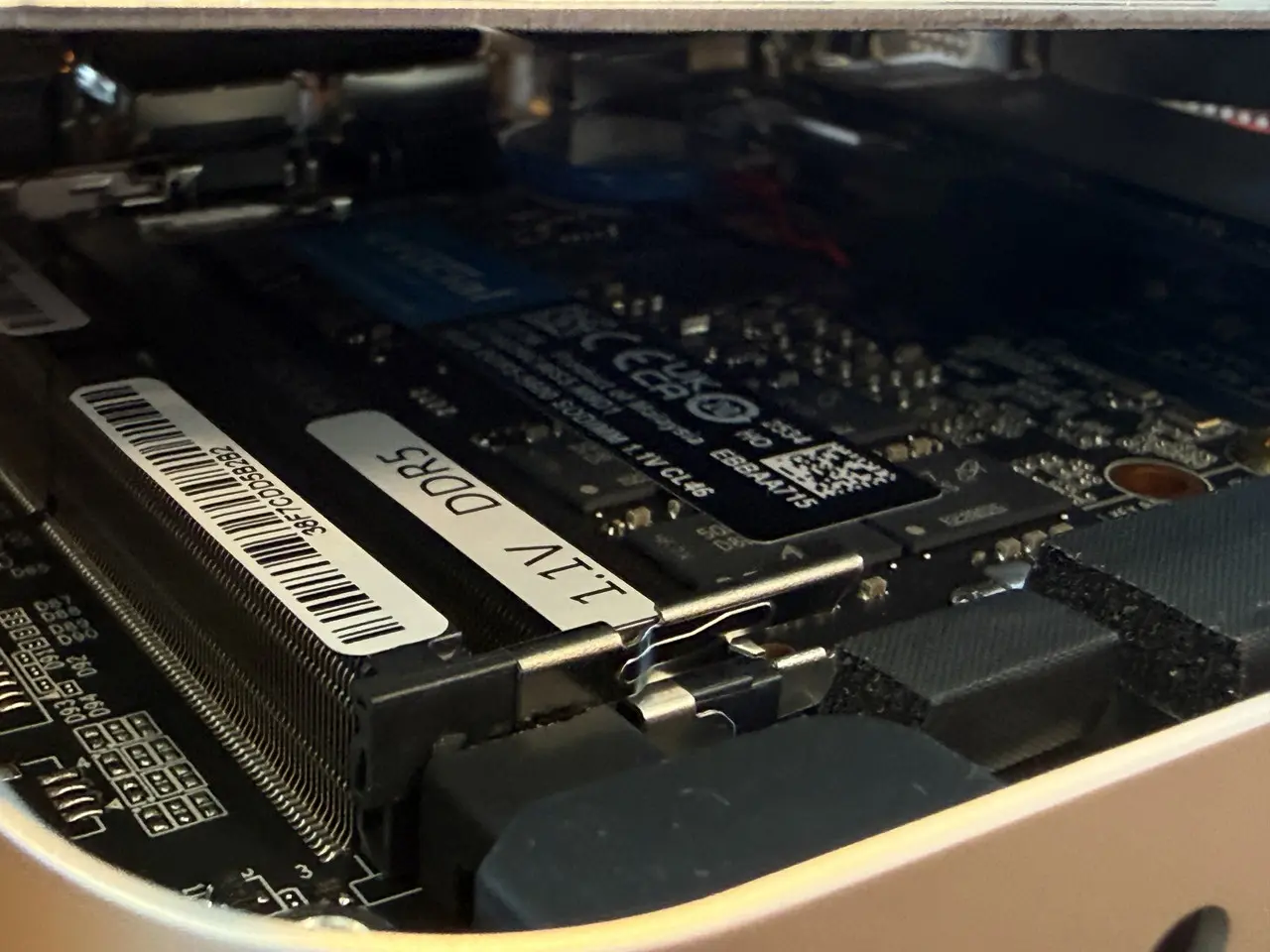 GEEKOM A7 Maxの内部基板