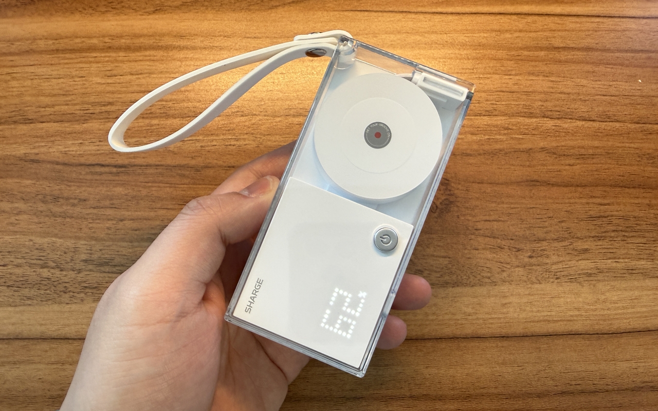 SHARGE モバイルバッテリー 格納式3-in-1 SHARGE 格納式 3-in-1 モバイルバッテリー 実機レビュー！30W対応