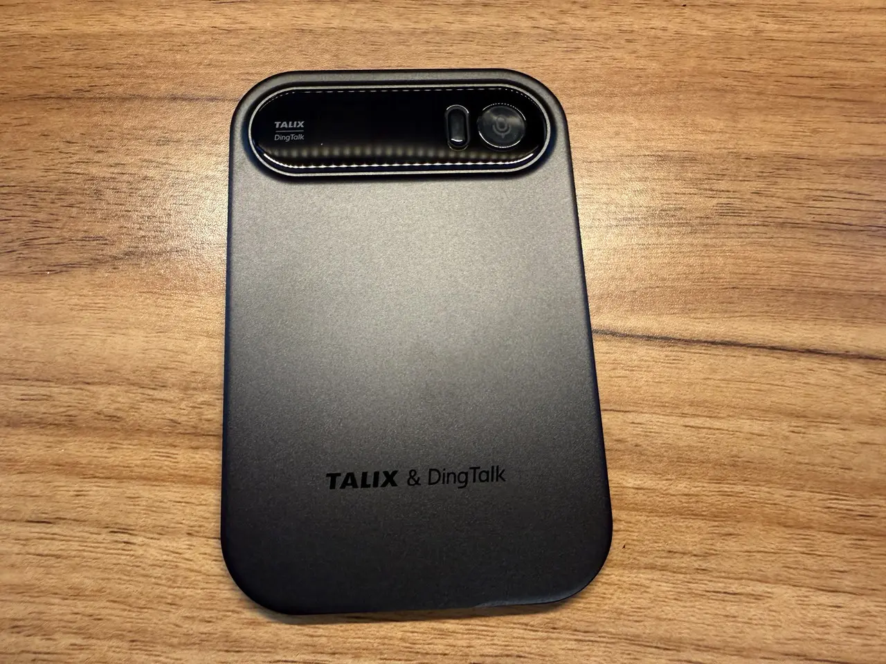 TALIX & DingTalk A1の外観(正面)