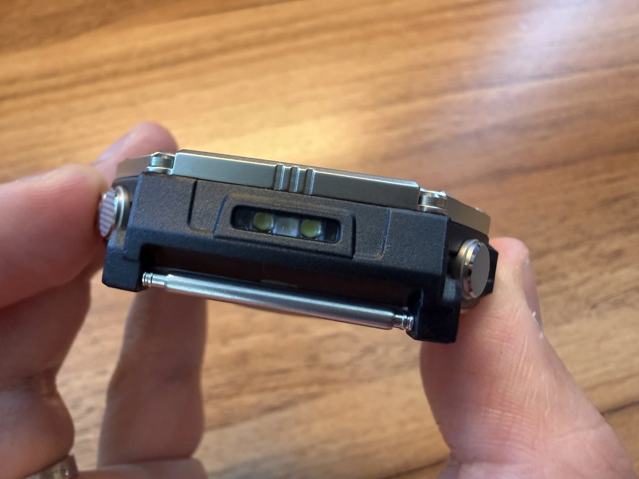 Amazfit T-Rex Ultra 2の懐中電灯