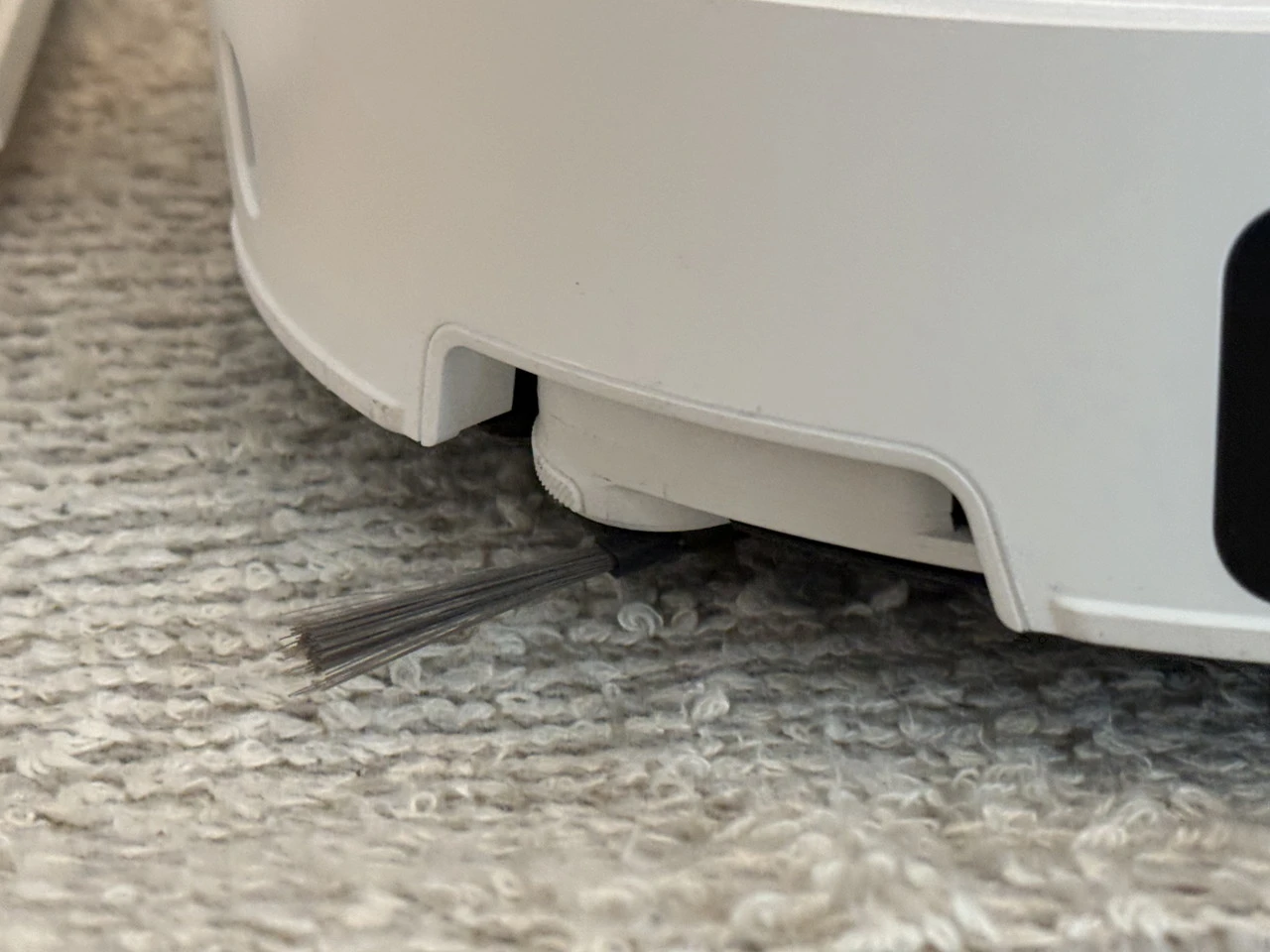 リフトアップ中のブラシ