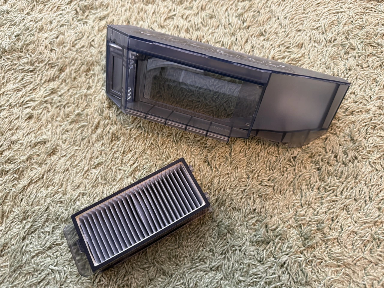 ダストボックスからフィルターを取り外した状態