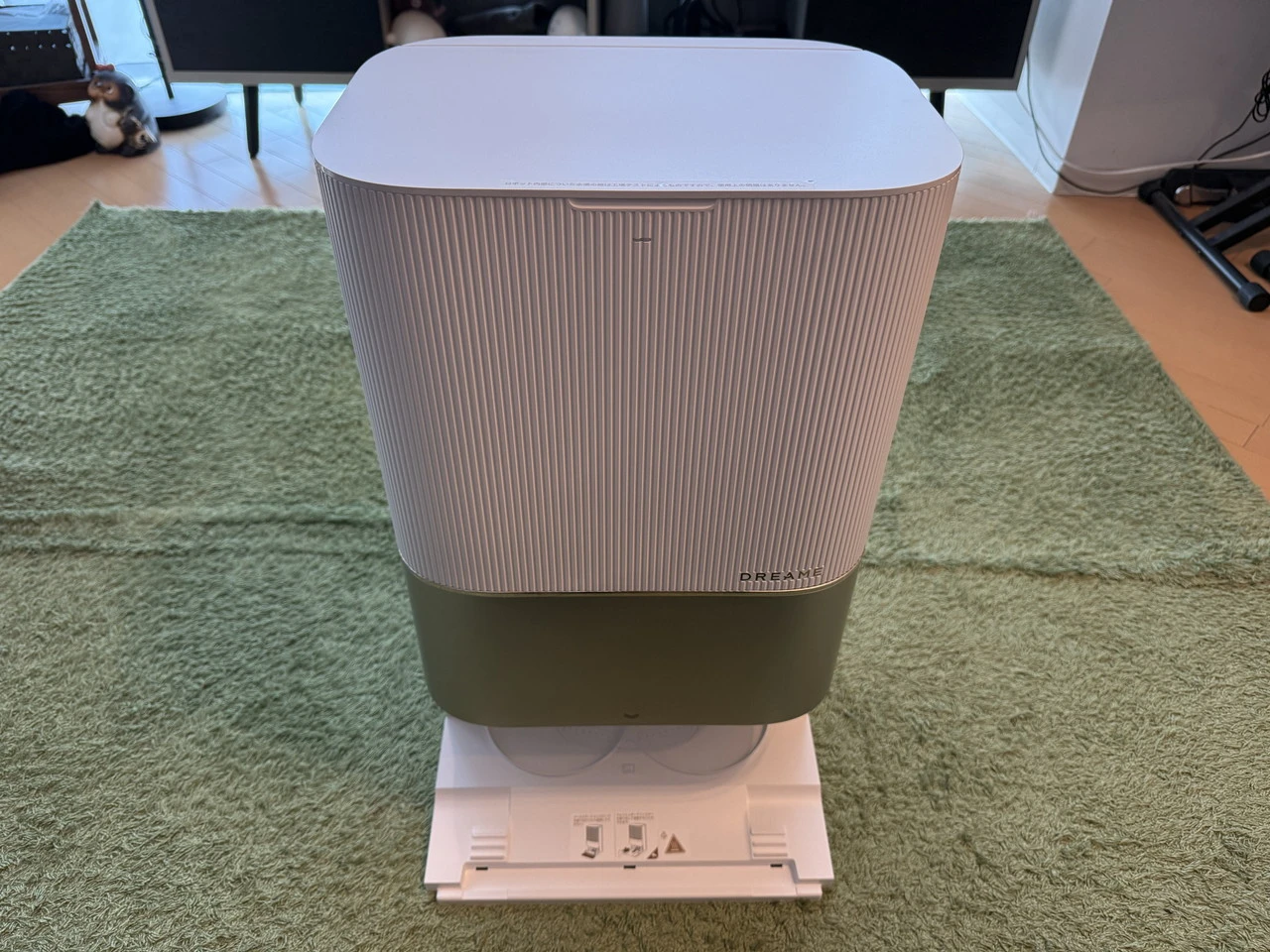 Dreame X50 Ultraのベースステーション外観(正面アングル)