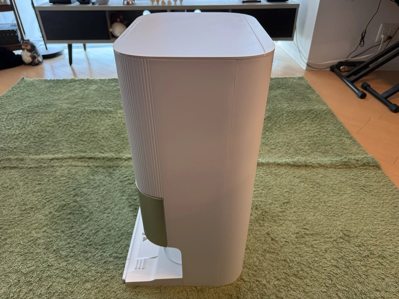 Dreame X50 Ultraのステーションの右側面