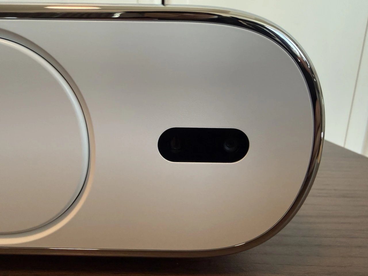 Sovboi E30Maxの正面センサー部