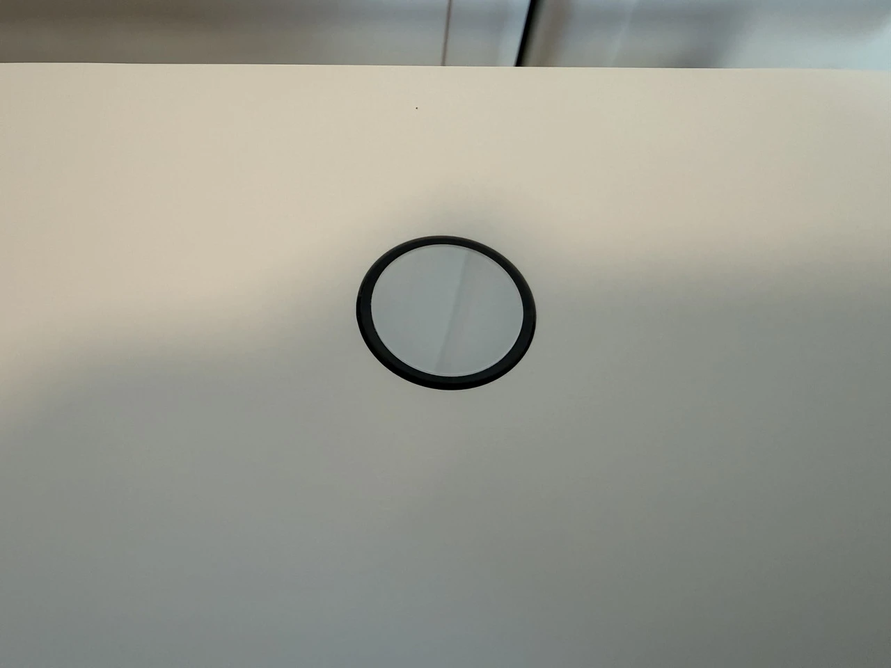 Sovboi E30Maxの電源ボタン