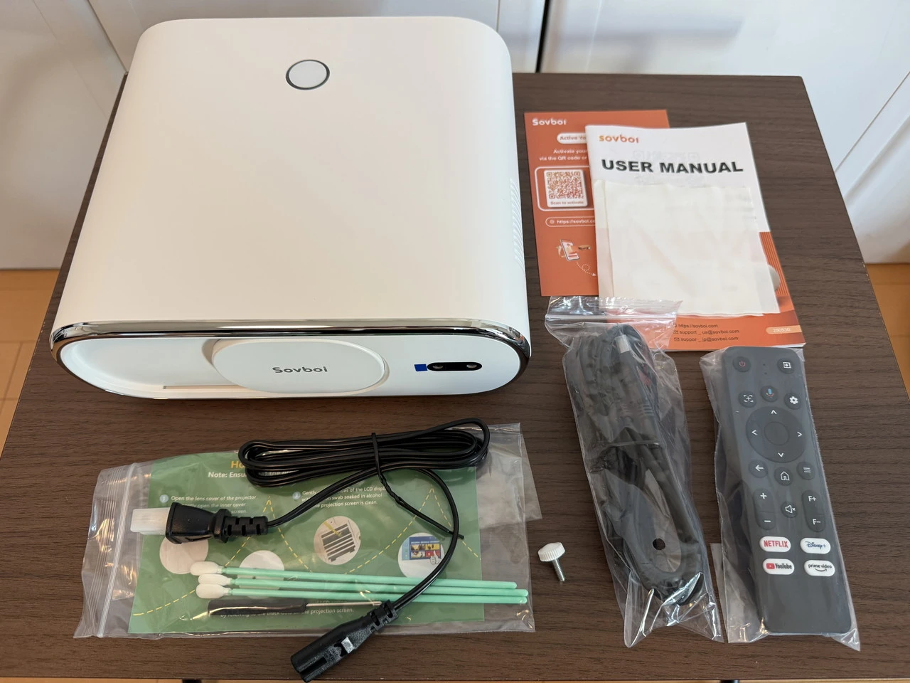 Sovboi E30Maxのパッケージ付属品一式