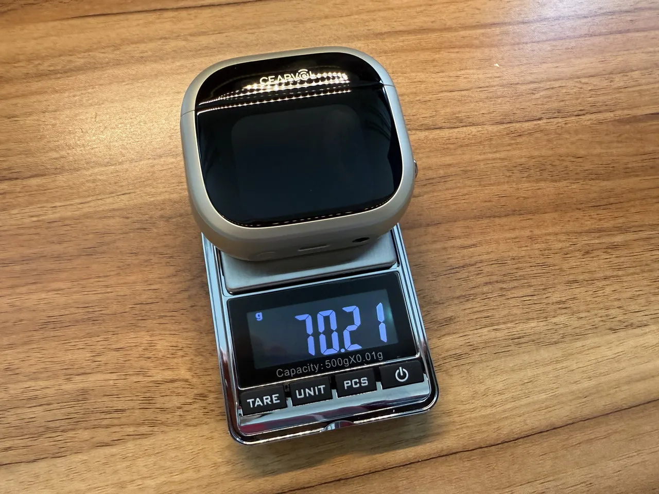 Cearvol Waveの総重量を計量している