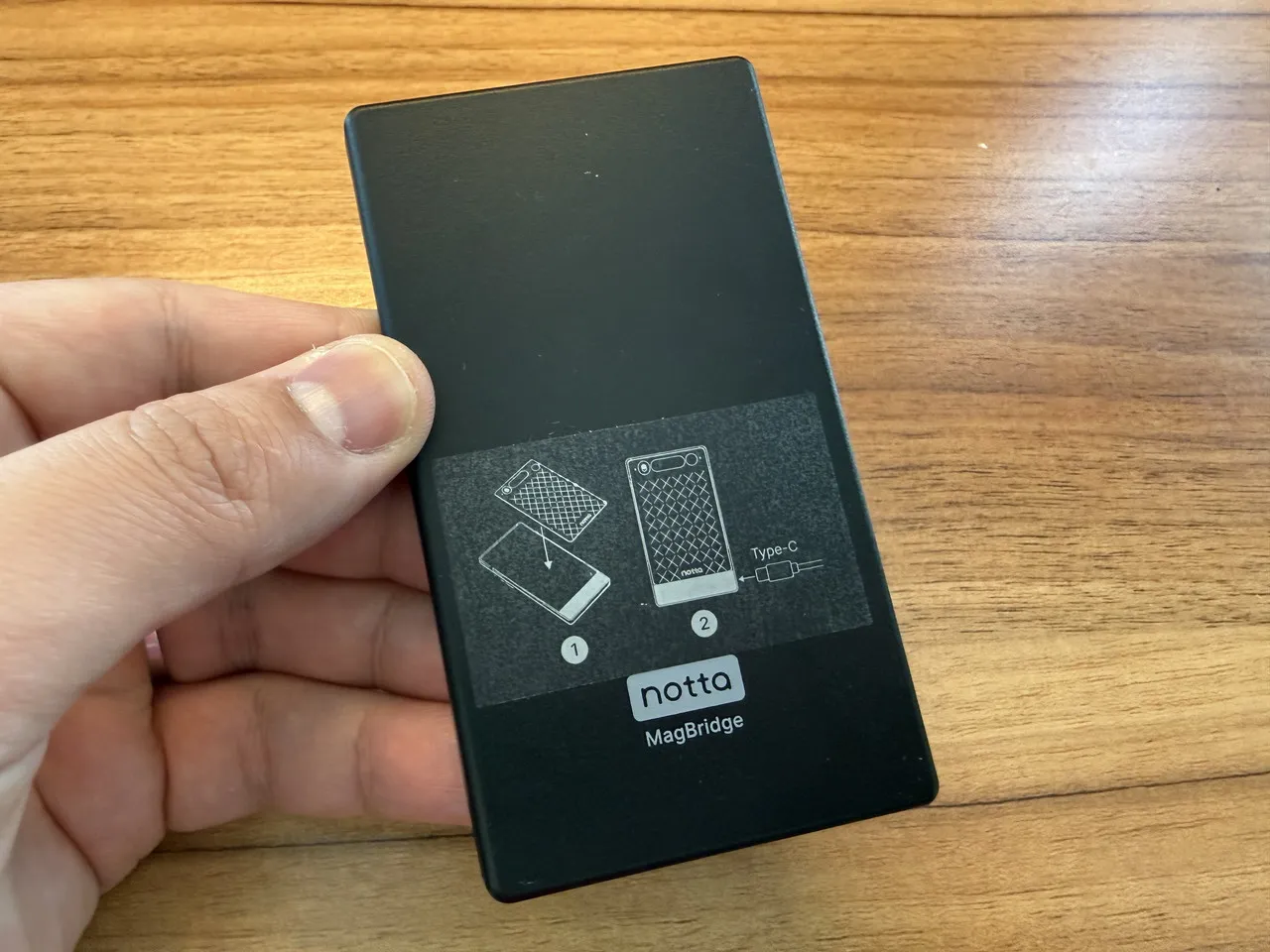 Type-C対応マグネット式ケースの裏面