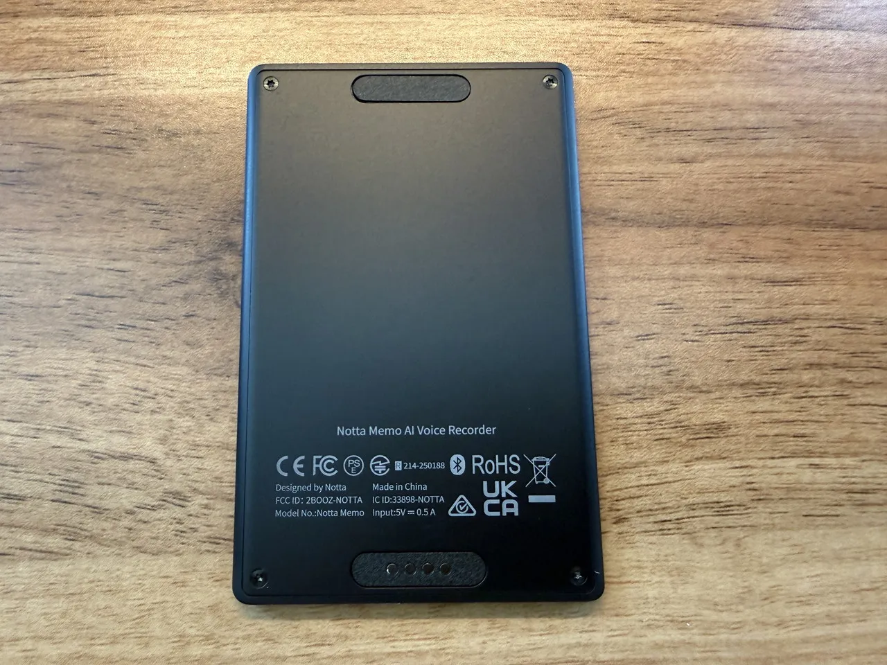 Notta Memo Type-C版の裏面