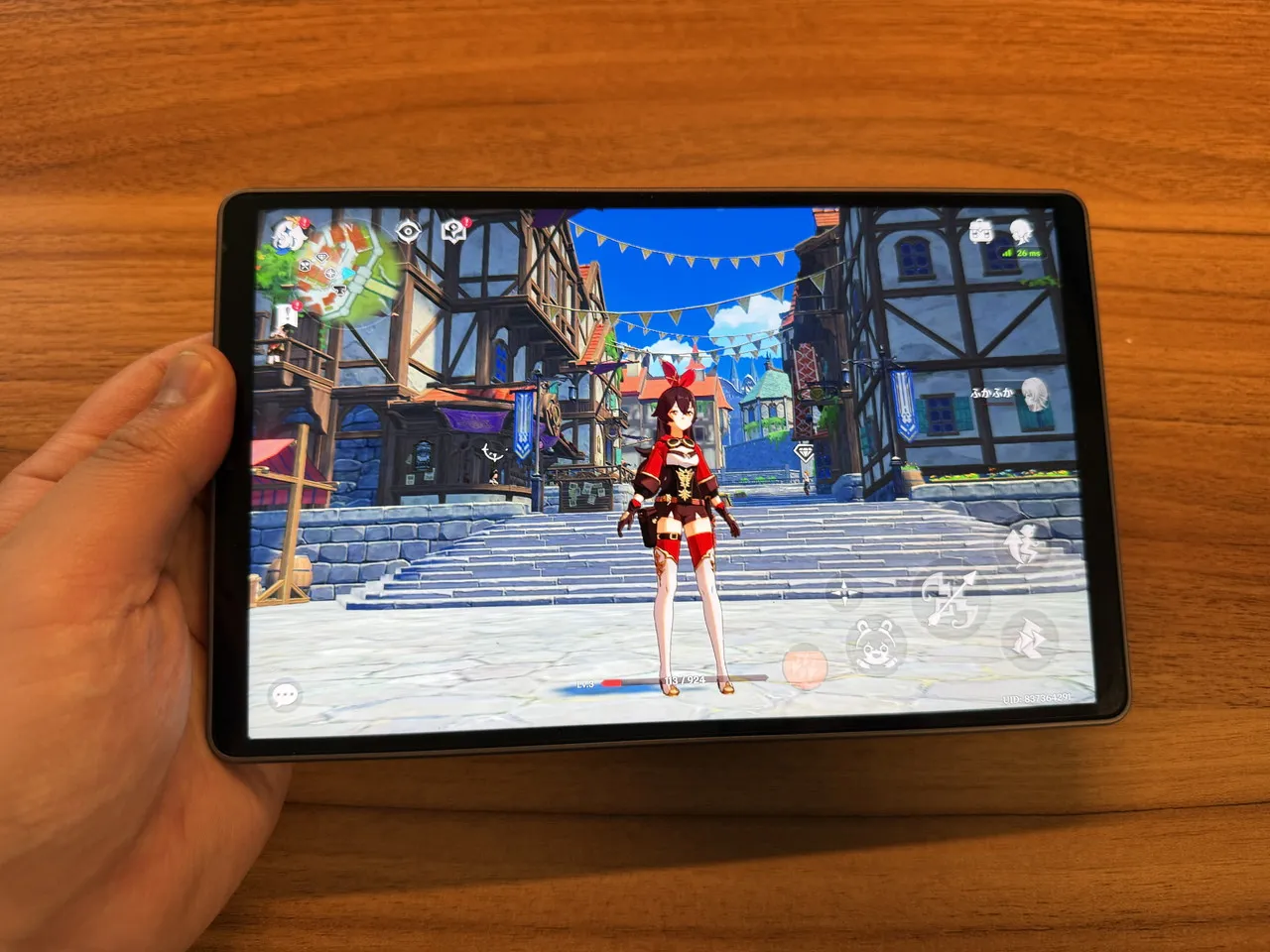 ALLDOCUBE iPlay 80 mini Ultraで原神をプレイしている