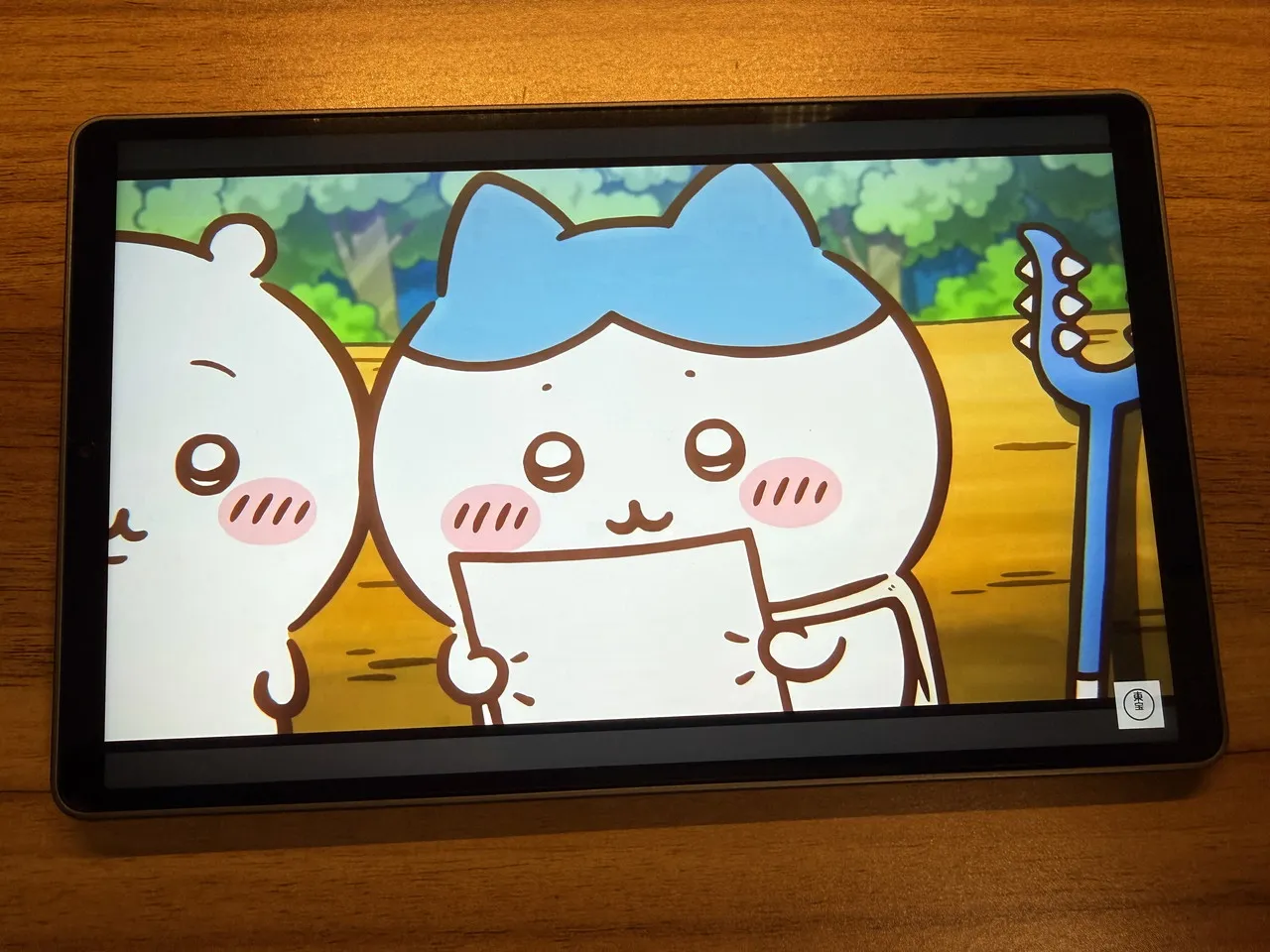 ALLDOCUBE iPlay 80 mini Ultraでアニメ動画を視聴している